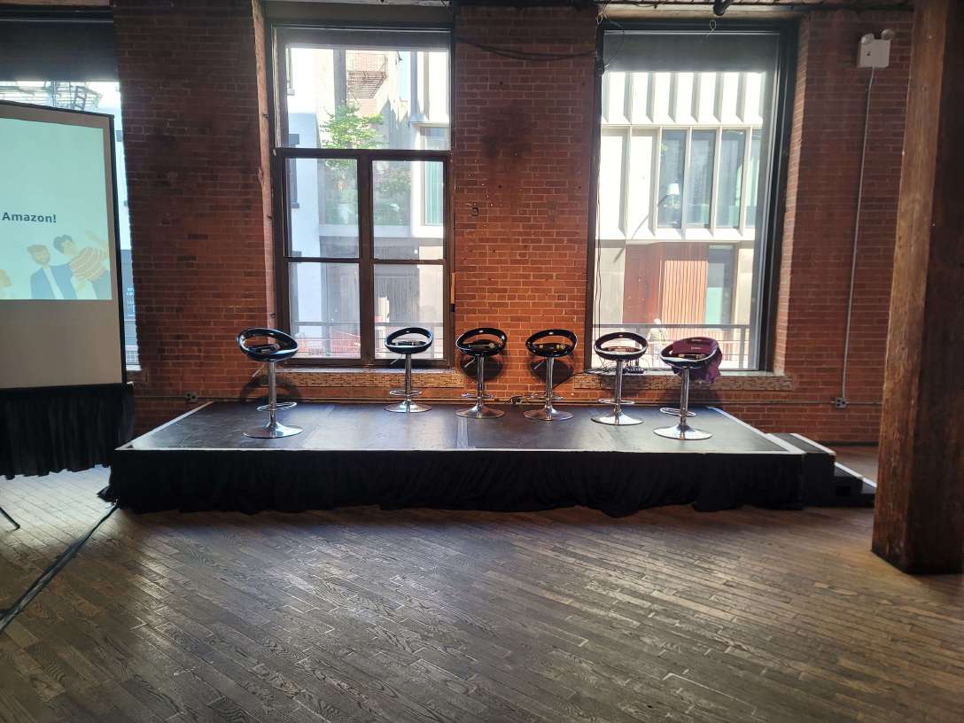 Universal Light and Sound provides a 16ft x 6ft stage for an eCF hosted by Amazon at The Dumbo Loft in Brooklyn, NY.