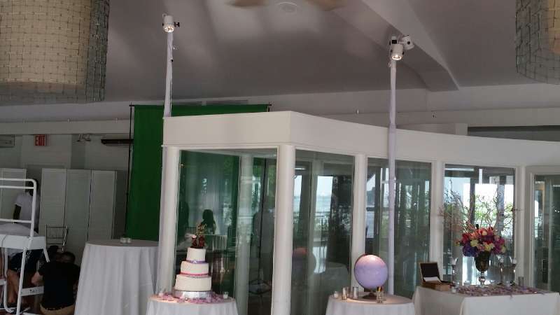 Also, a Pin-Spot for the wedding cake at The View at The Battery Restaurant.