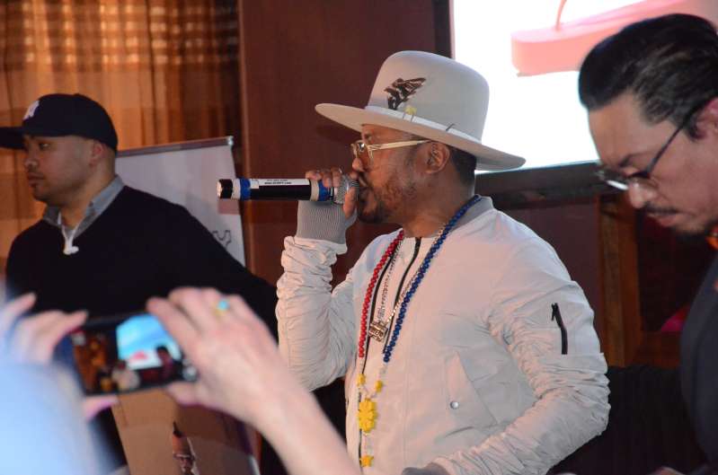 The Philippines Department of Tourism and The Philippines Tourism Promotions Board hosted a gathering at the 48 Lounge. Universal Light and Sound provide the Sound Equipment used at this memorable event. Apl.de.ap (The Black Eyed Peas)