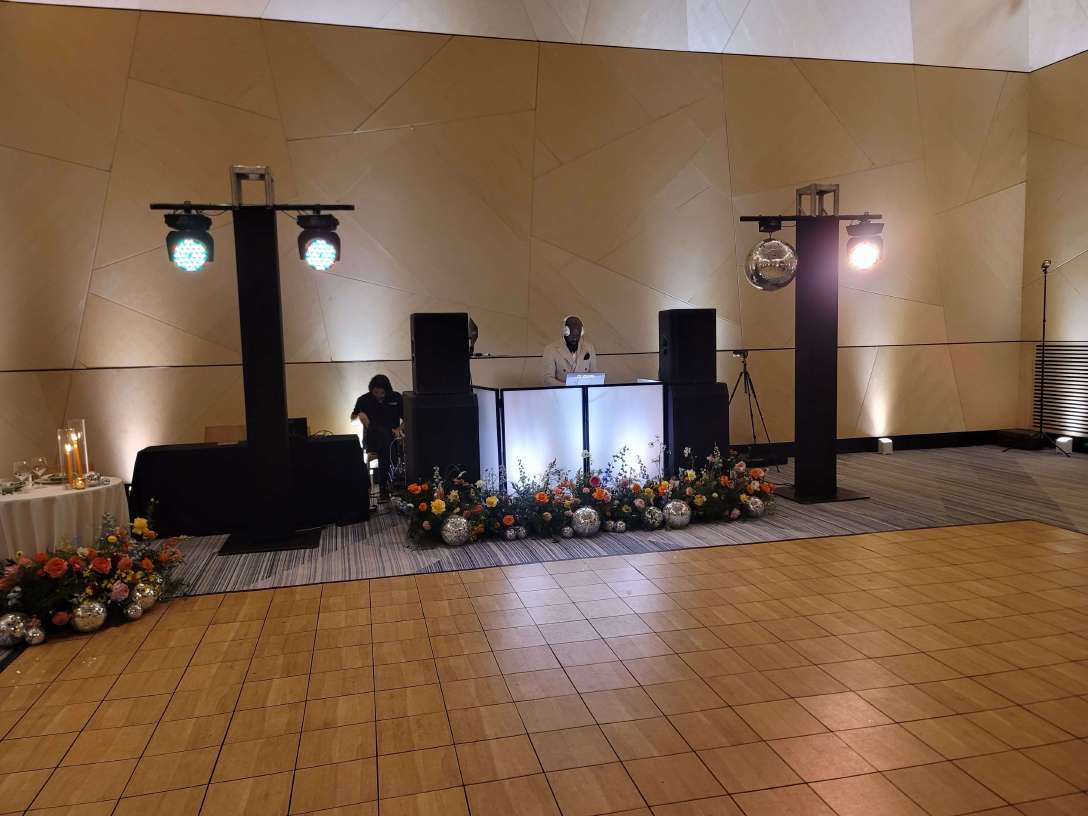 The William Vale Hotel - Vertical Truss with a Mirror Ball and Moving Head Wash Lighting, Fixtures - October 5, 2024